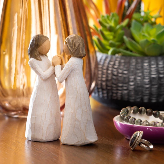 Willow Tree® Sisters by Heart — alternate view