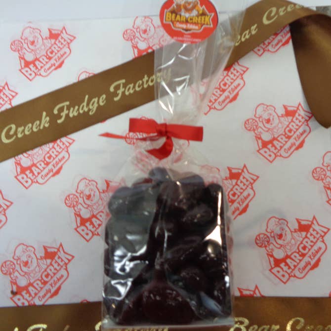 ✨Dark Chocolate Pecans 🌰1 LB Bags - Bear Creek Candy Kitchen