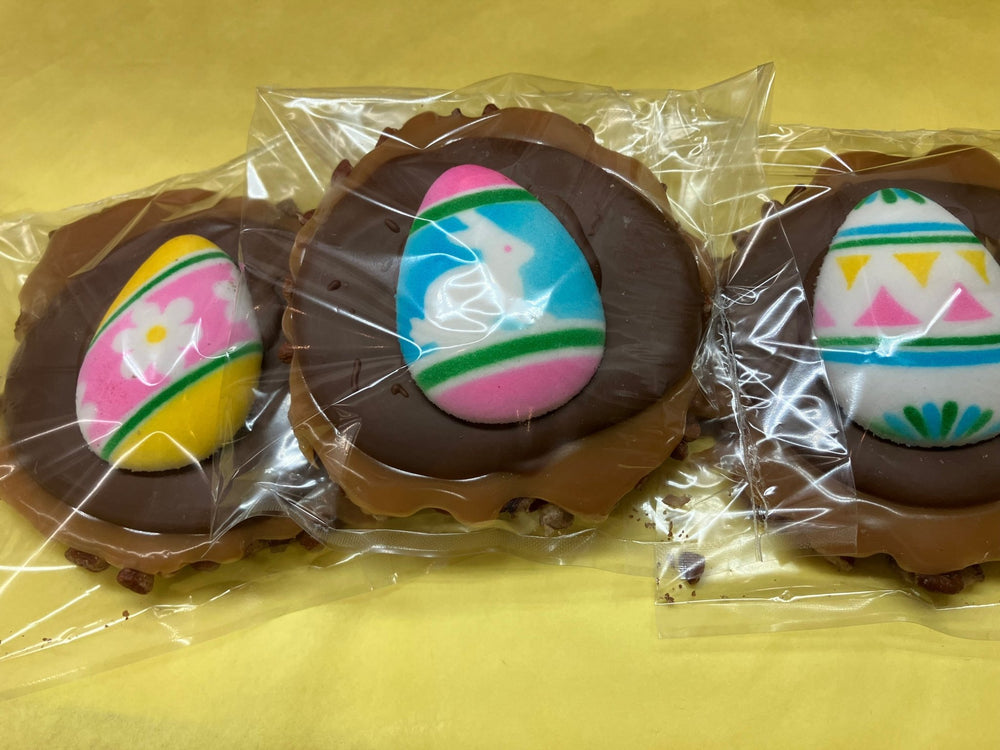 Easter Chocolate Bear Paws with Easter Eggs (Set of 10) - Bear Creek Candy Kitchen