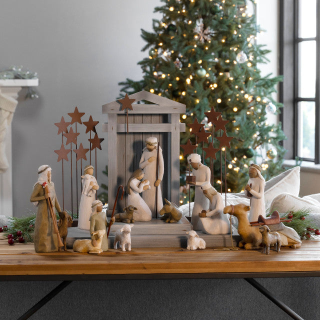 Willow Tree® Nativity Deluxe plus Metal Stars and Zampognaro, 17-piece Set — alternate view