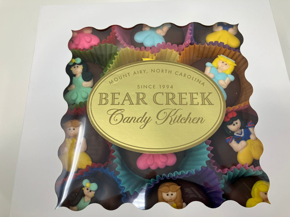 Princess, Diva Oreo's Box of 24 - Bear Creek Candy Kitchen