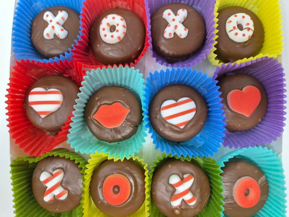 Valentines Oreo's Box of 24 - Bear Creek Candy Kitchen